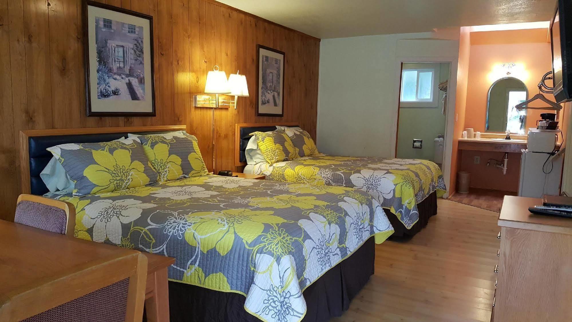 Hotel Coast And 3*